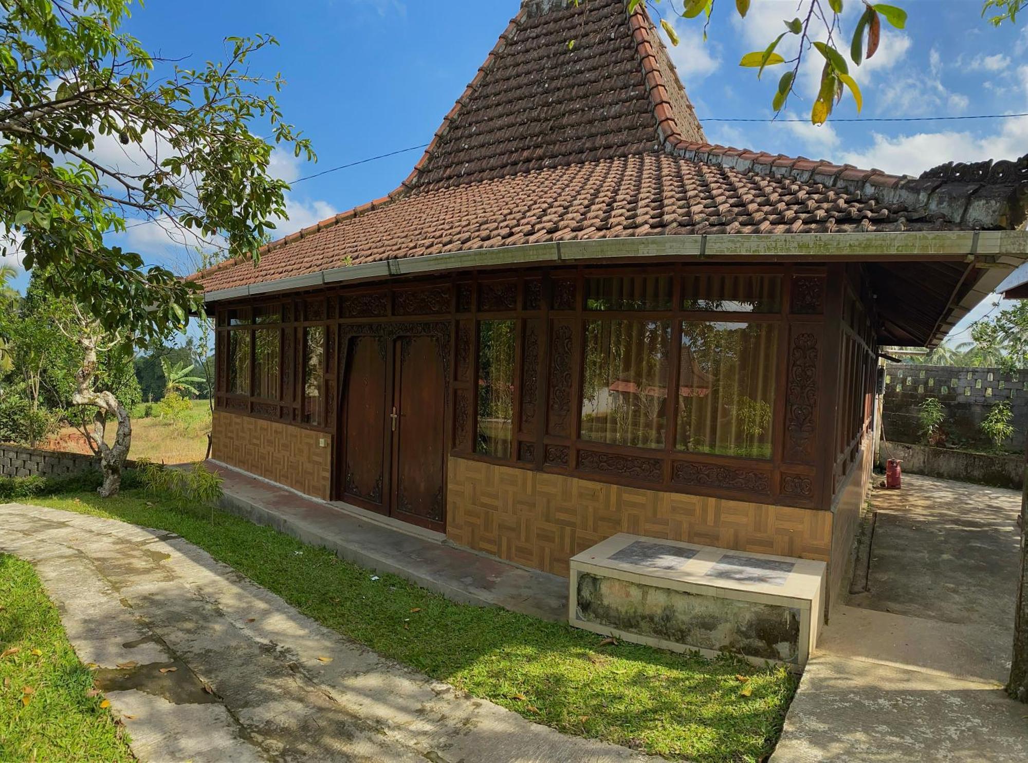 Kampoeng Joglo Ijen Villa Banyuwangi  Dış mekan fotoğraf